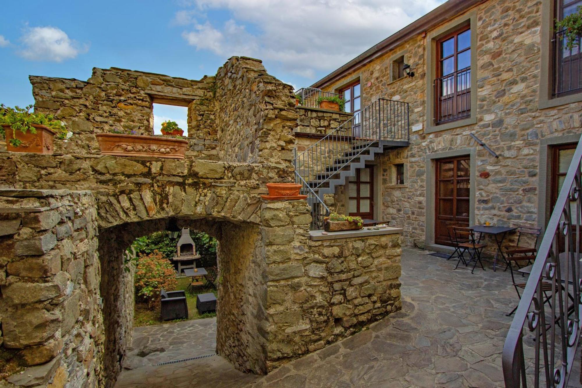 Agriturismo Montagna Verde Apella Licciana Nardi ภายนอก รูปภาพ