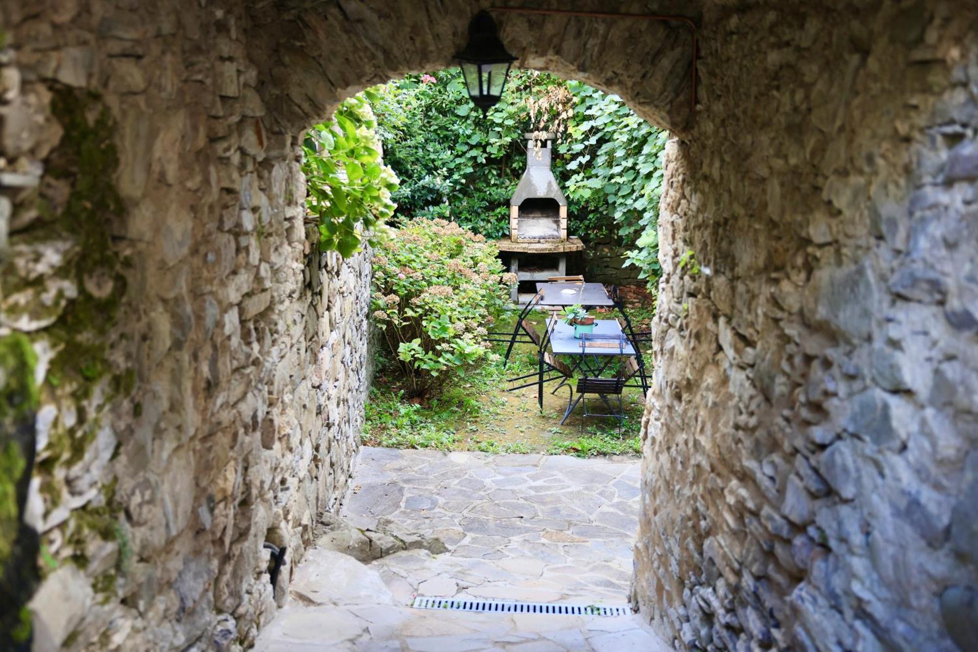 Agriturismo Montagna Verde Apella Licciana Nardi ภายนอก รูปภาพ