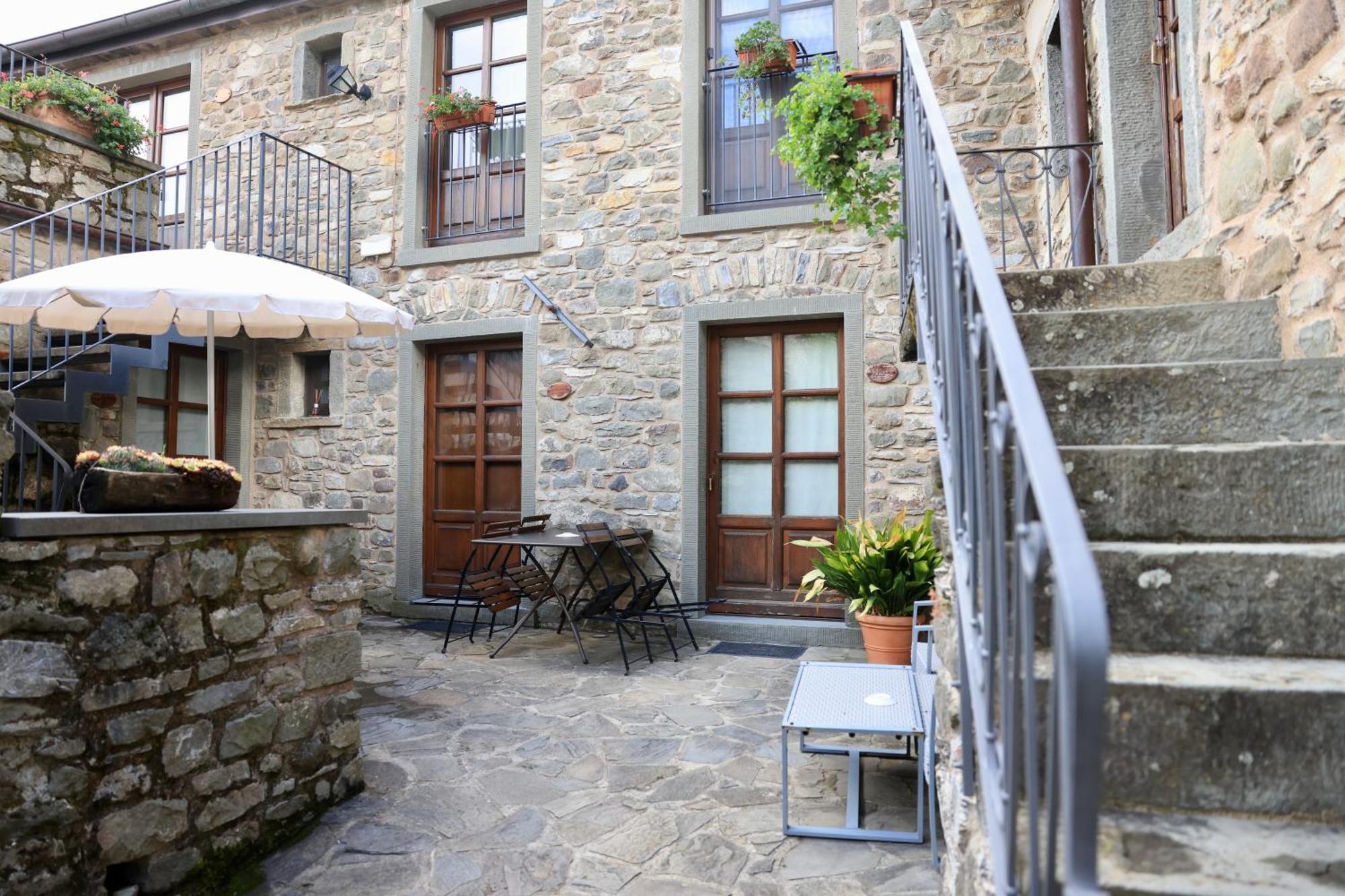 Agriturismo Montagna Verde Apella Licciana Nardi ภายนอก รูปภาพ