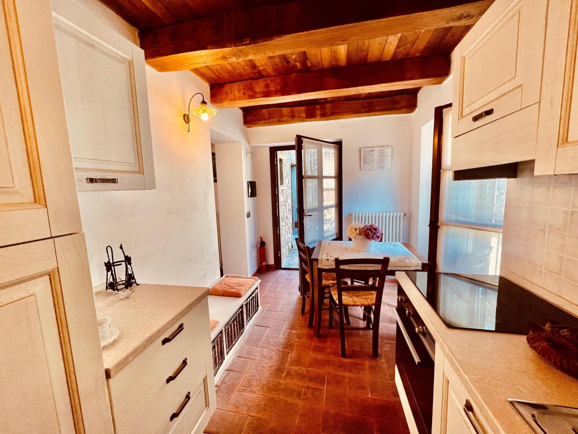 Agriturismo Montagna Verde Apella Licciana Nardi ภายนอก รูปภาพ