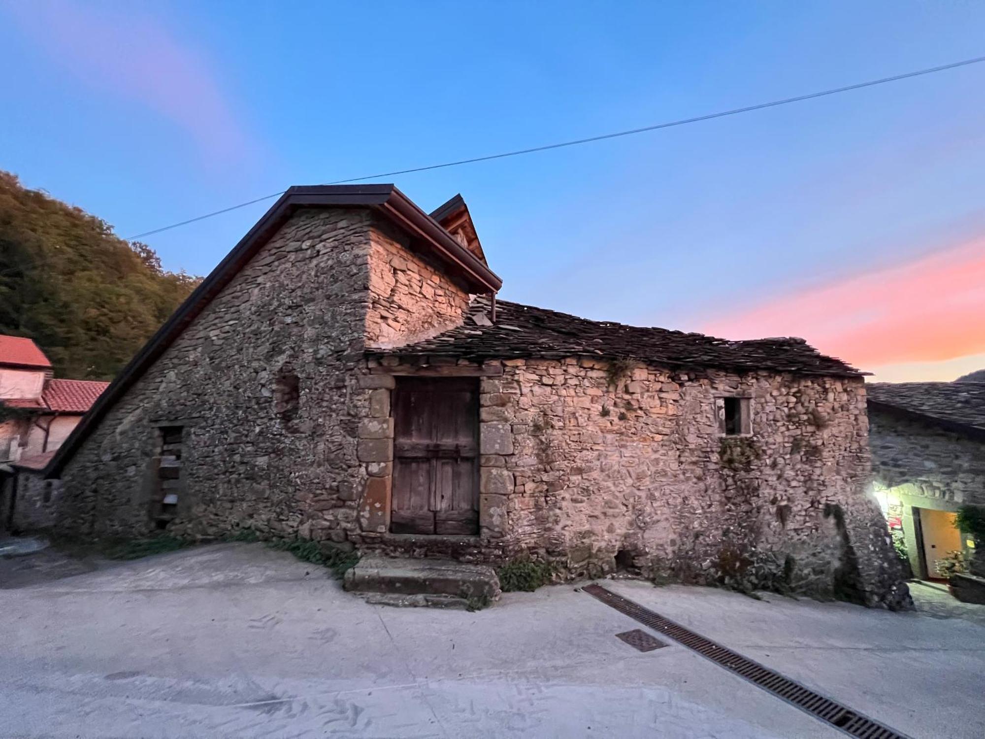 Agriturismo Montagna Verde Apella Licciana Nardi ภายนอก รูปภาพ
