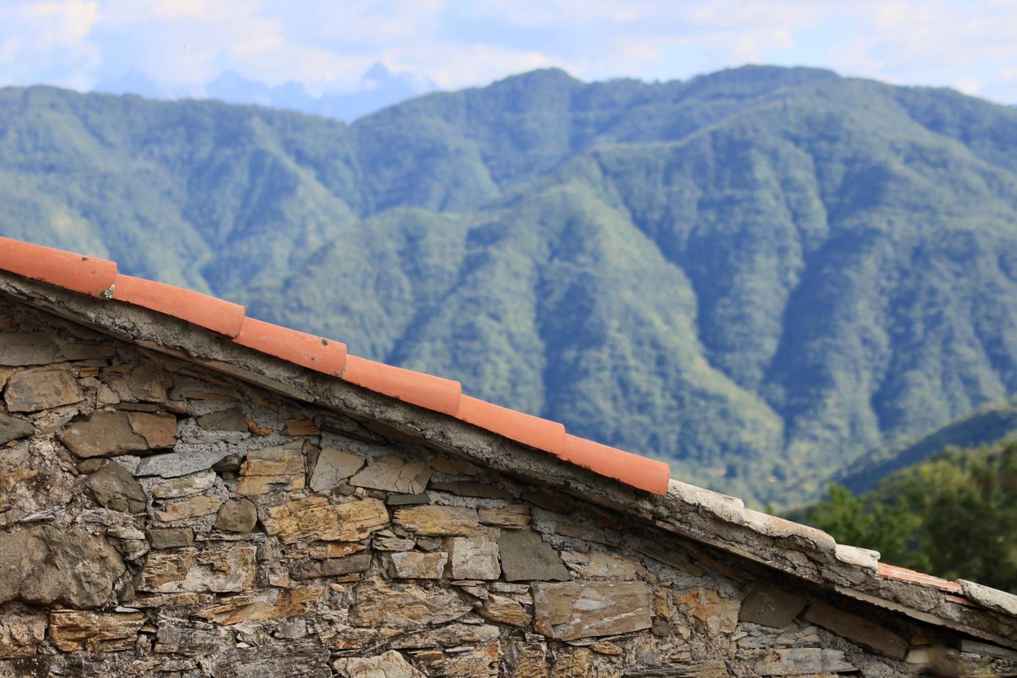 Agriturismo Montagna Verde Apella Licciana Nardi ภายนอก รูปภาพ