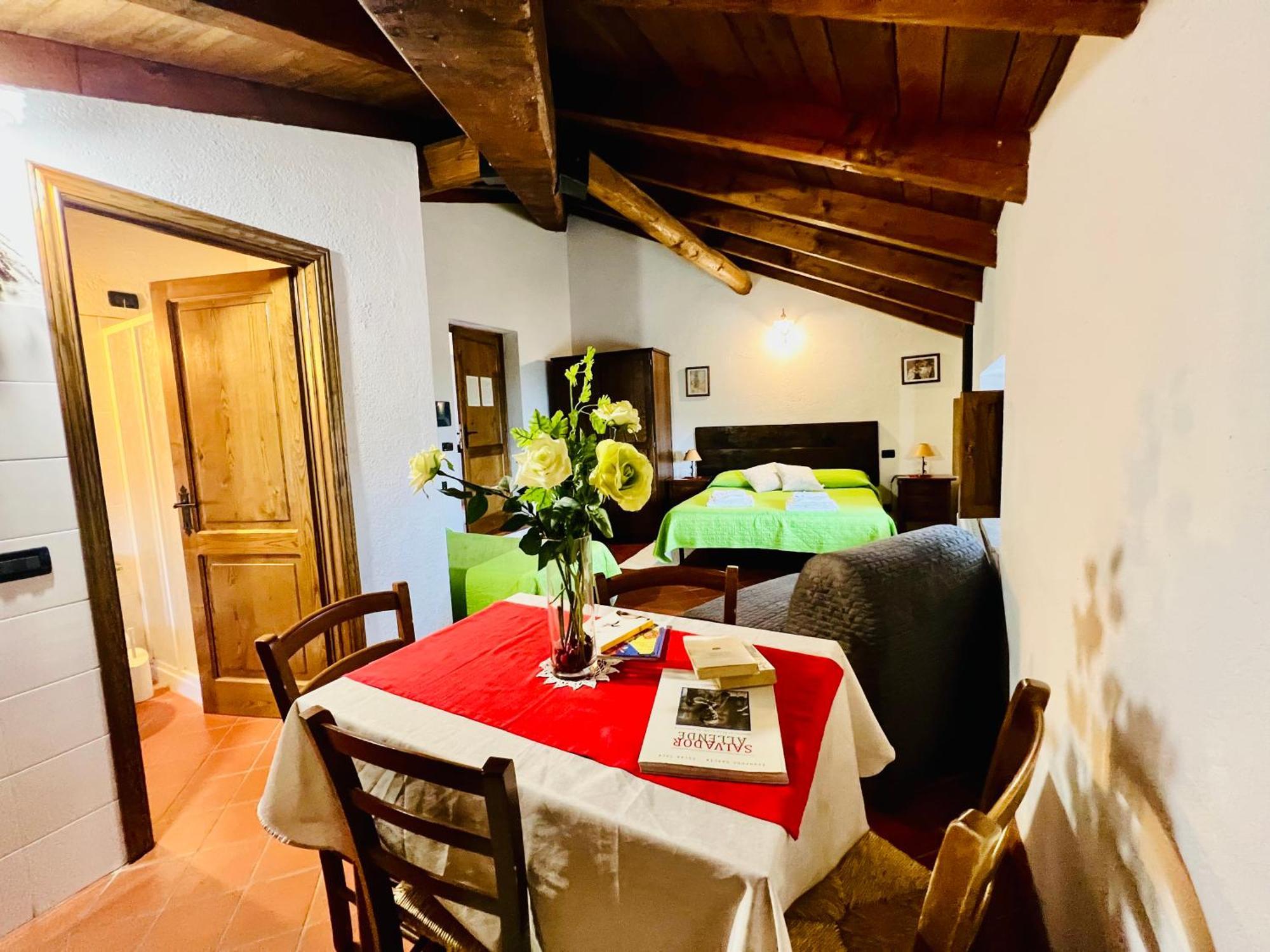 Agriturismo Montagna Verde Apella Licciana Nardi ภายนอก รูปภาพ